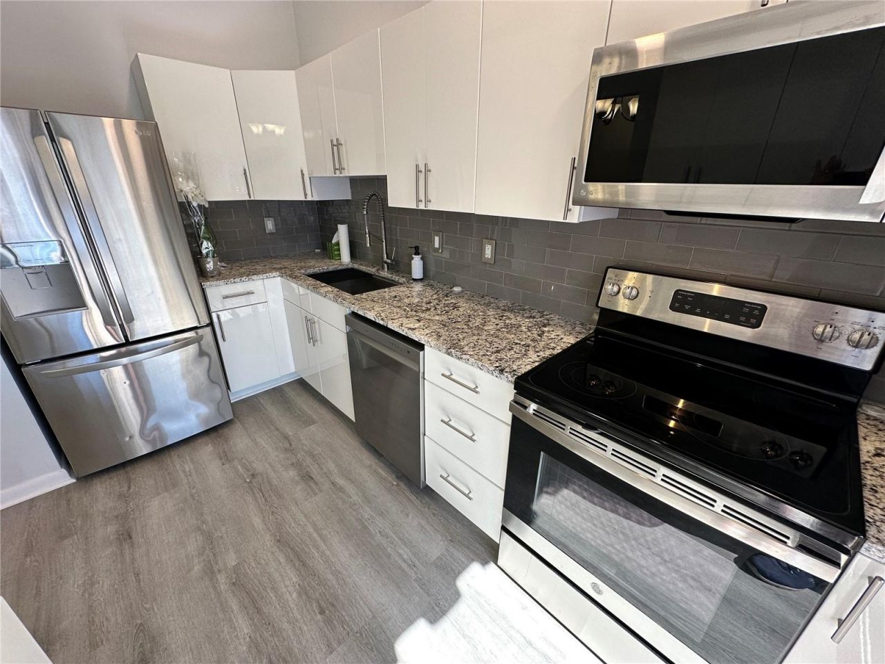 864 Waterside Lane, Bradenton, FL 34209 Photo