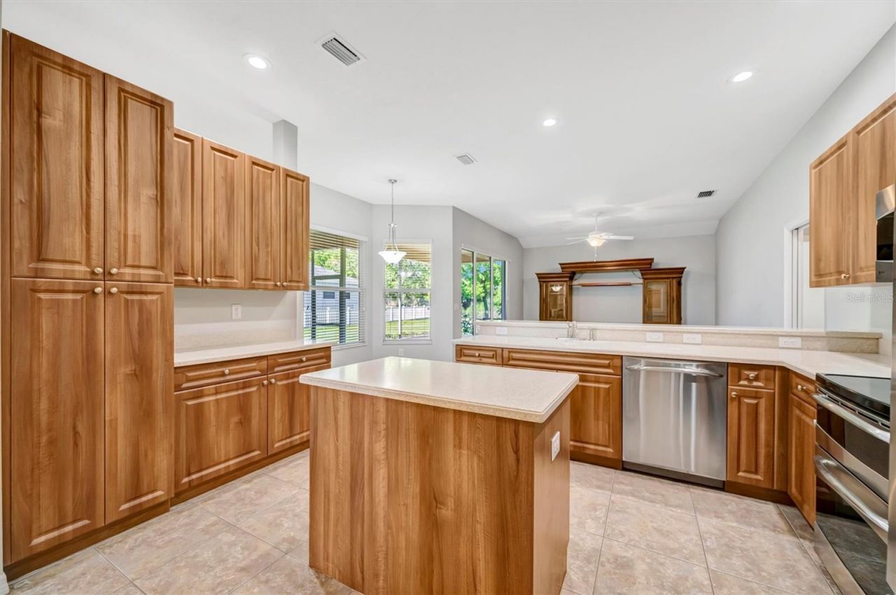 4510 29th Avenue Circle E, Palmetto, FL 34221 Photo