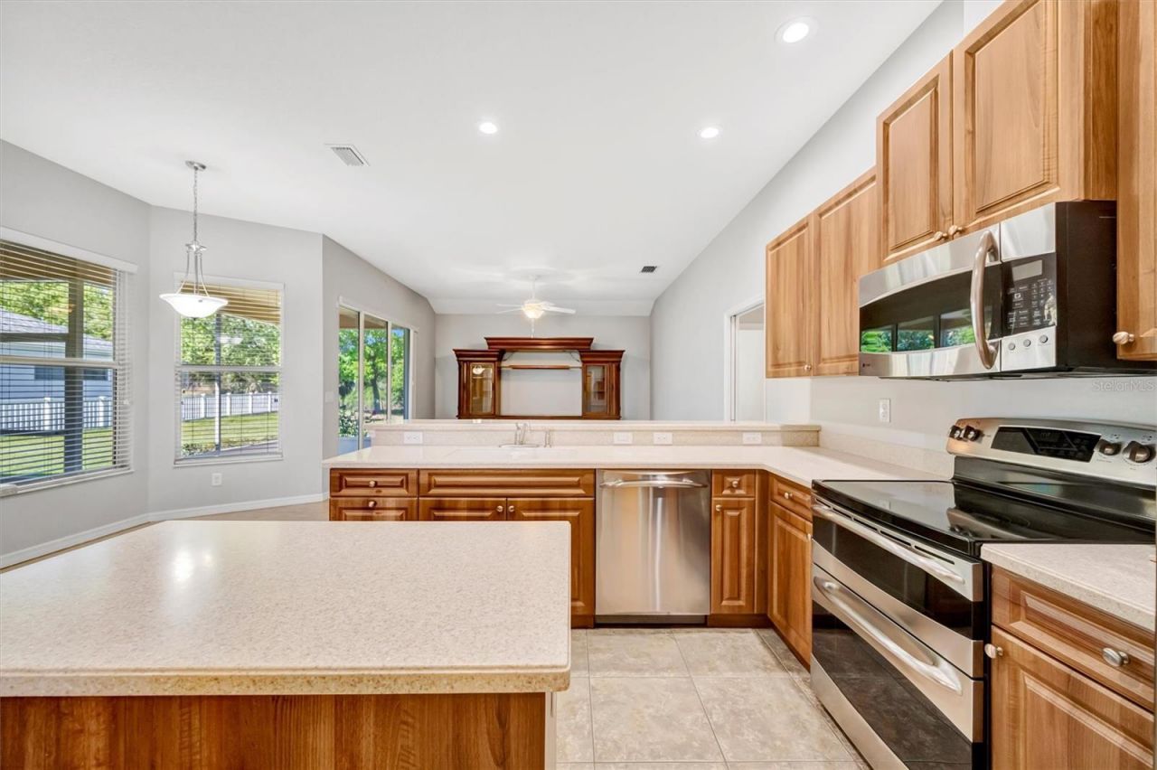 4510 29th Avenue Circle E, Palmetto, FL 34221 Photo