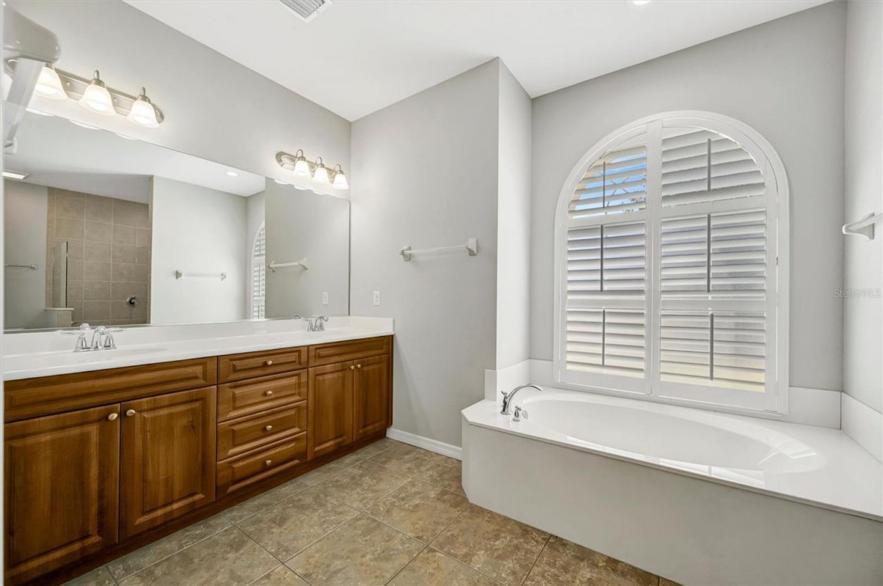 4510 29th Avenue Circle E, Palmetto, FL 34221 Photo