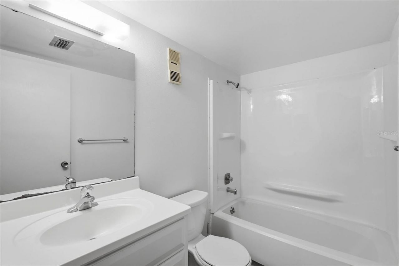 100 Sweetgum Woods Court, Unit 9B, Deltona, FL 32725 Photo