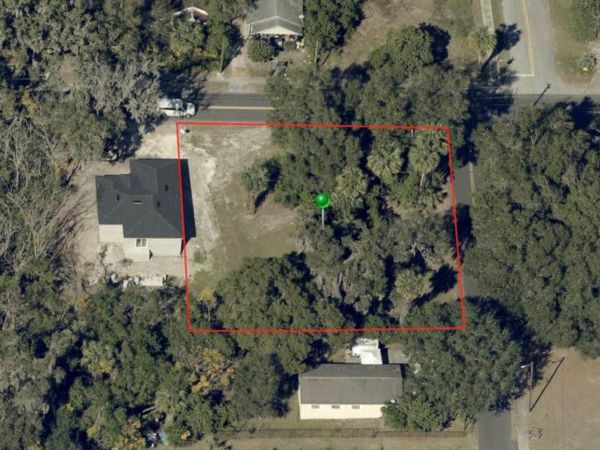 E VOORHIS AVENUE , DELAND, FL 32724