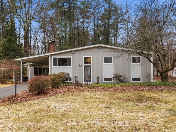 69 Robbins Rd, Sudbury, MA 01776