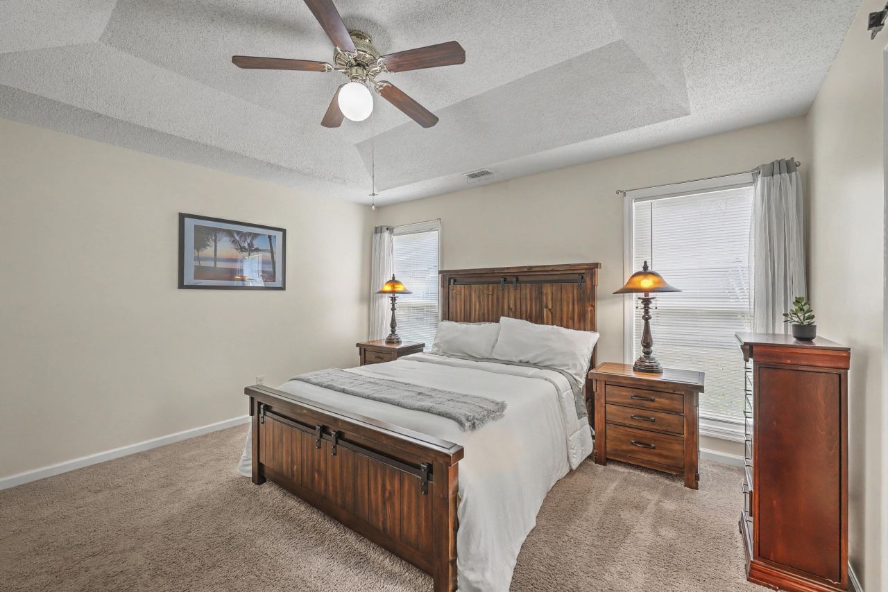 206 Jasmine Drive Photo 18