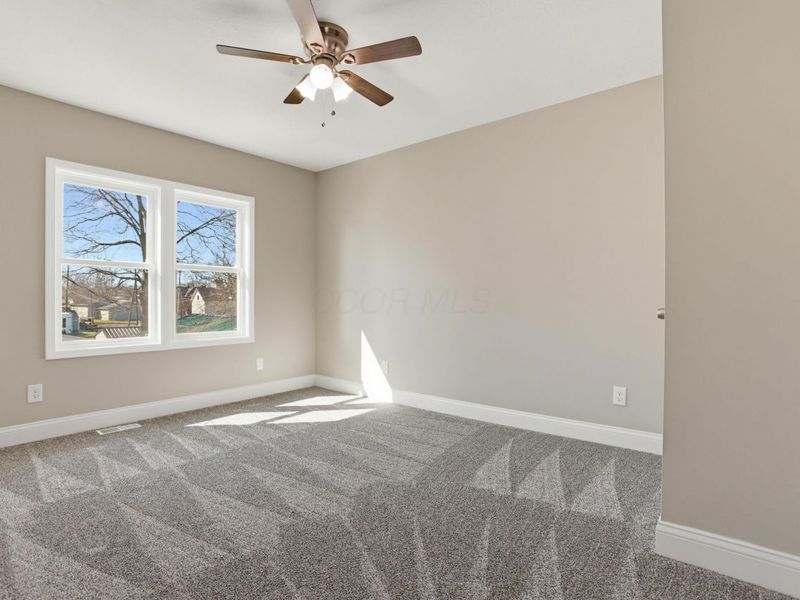 44 Maple Avenue, Utica, OH 43080 Photo 12