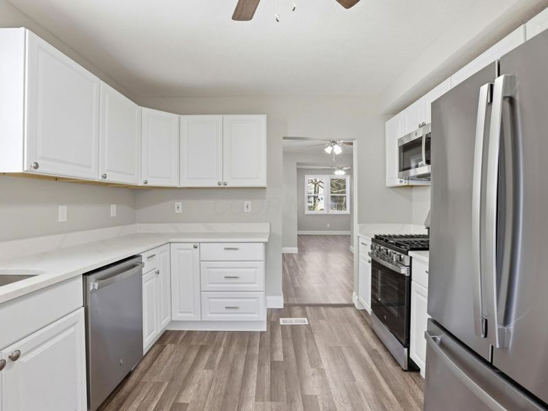 44 Maple Avenue, Utica, OH 43080 Photo 9