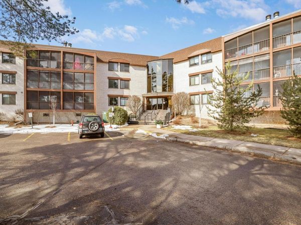 4710 58th Avenue N, Unit 107, Crystal, MN 55429