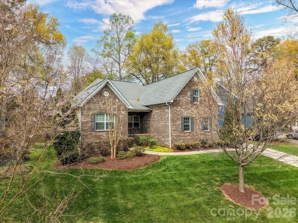 21277 Summerbrook Drive , Cornelius, NC 28031