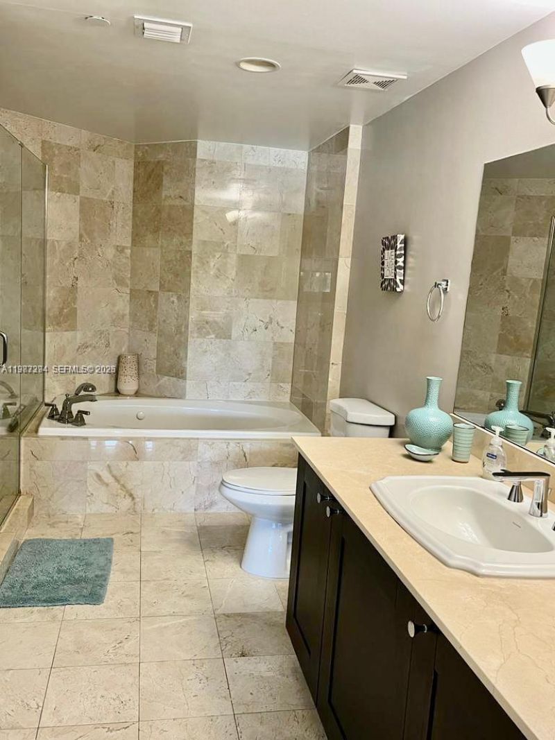 4100 Salzedo St , Unit 503, Coral Gables, FL 33146 Photo