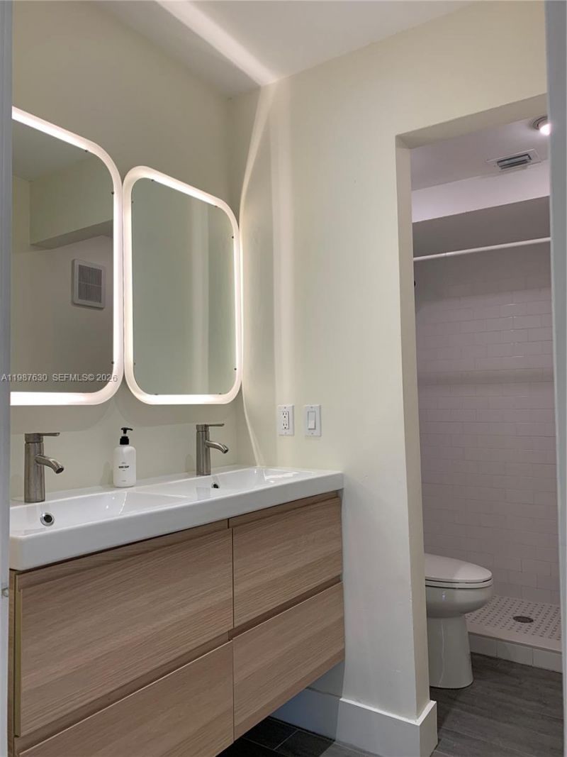 1200 Mariposa Ave, Unit E104, Coral Gables, FL 33146 Photo