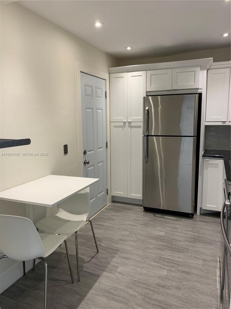 1200 Mariposa Ave, Unit E104, Coral Gables, FL 33146 Photo
