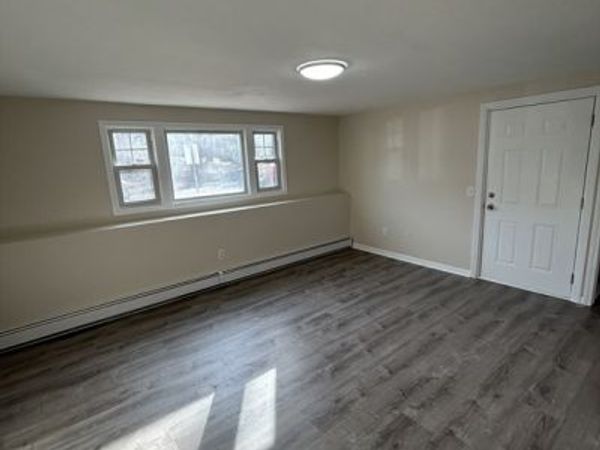 15 Boyden St Ext, Unit 4, Webster, MA 01570