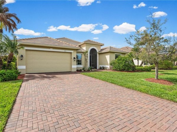4245 Diamond Square, Vero Beach, FL 32967