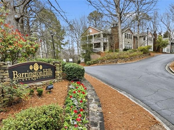 112 Barrington Hills Drive, Atlanta, GA 30350