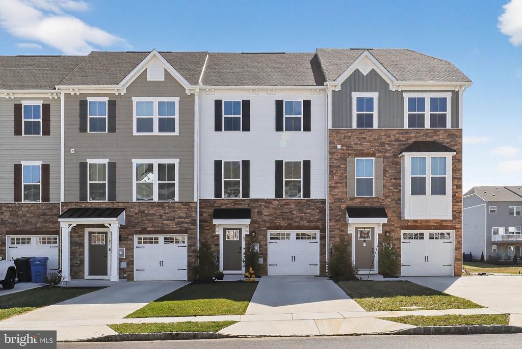 109 Waterford Way, Woolwich Township, NJ 08085 Main Photo