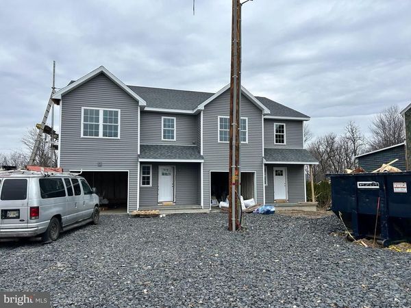 1342 SENECA STREET, POTTSVILLE, PA 17901