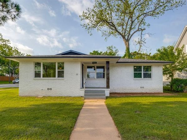 100 W Hull Street, Denison, TX 75021