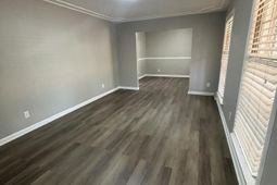 204 Chucker Drive photo 4