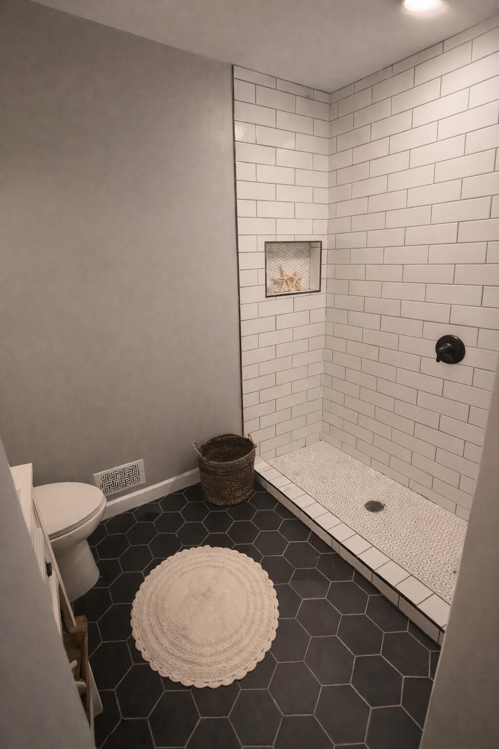 204 Chucker Drive Photo 8