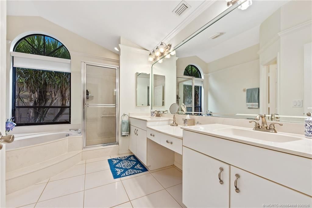 2018 NW Laurel Oak Lane, Palm City, FL 34990 Photo