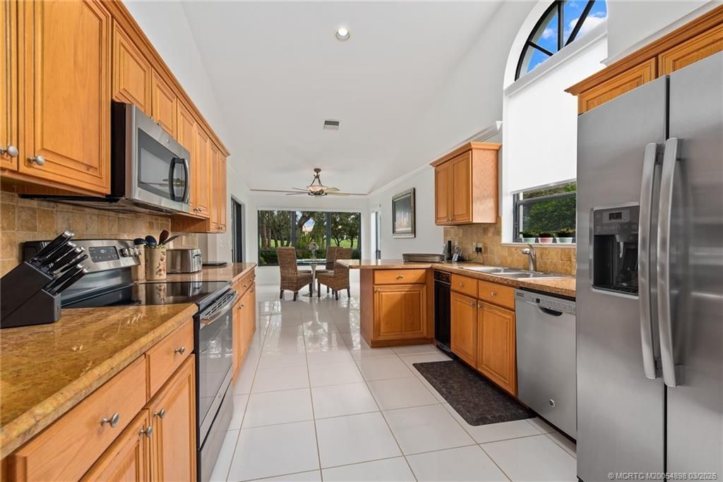 2018 NW Laurel Oak Lane, Palm City, FL 34990 Photo