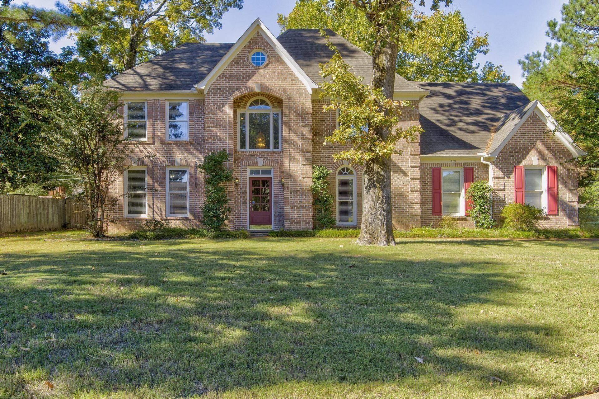 219 NORTHCROSS PL W Collierville, TN 38017