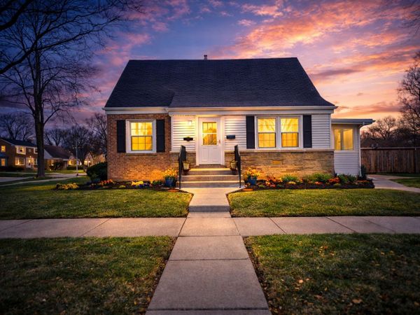 1457 Bristol Avenue , Westchester, IL 60154