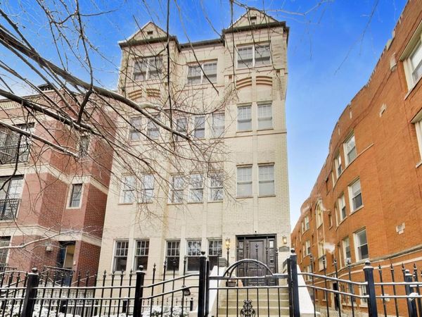 618 W Oakdale Avenue , Unit 4, Chicago, IL 60657