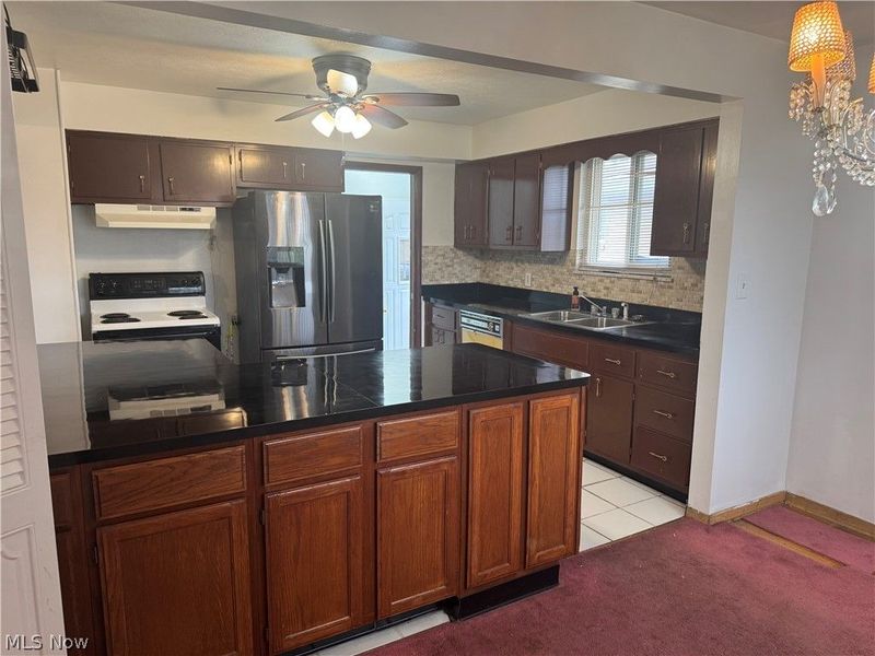 4569 W 144th Street , Cleveland, OH 44135 Photo 2