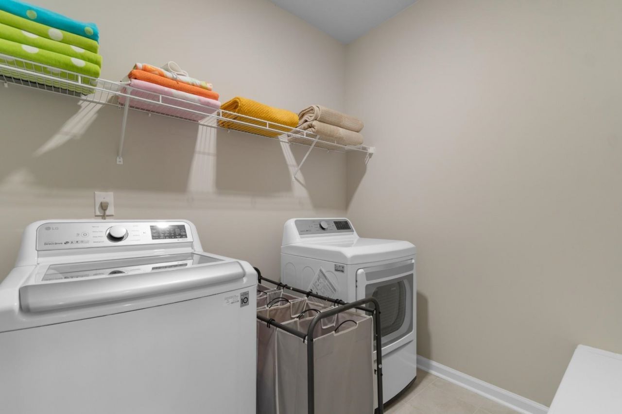 1346 Tessera Way  Photo 26