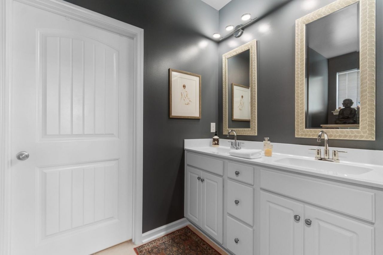 1346 Tessera Way  Photo 8