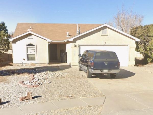 7916 Richwood Road NW, Albuquerque, NM 87120
