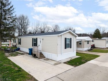 6610 Lear Nagle Road, Unit 38, North Ridgeville, OH 44039