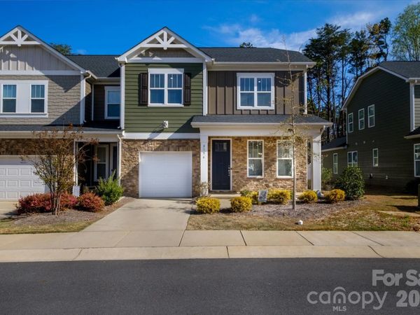 8156 Merryvale Lane, Charlotte, NC 28214