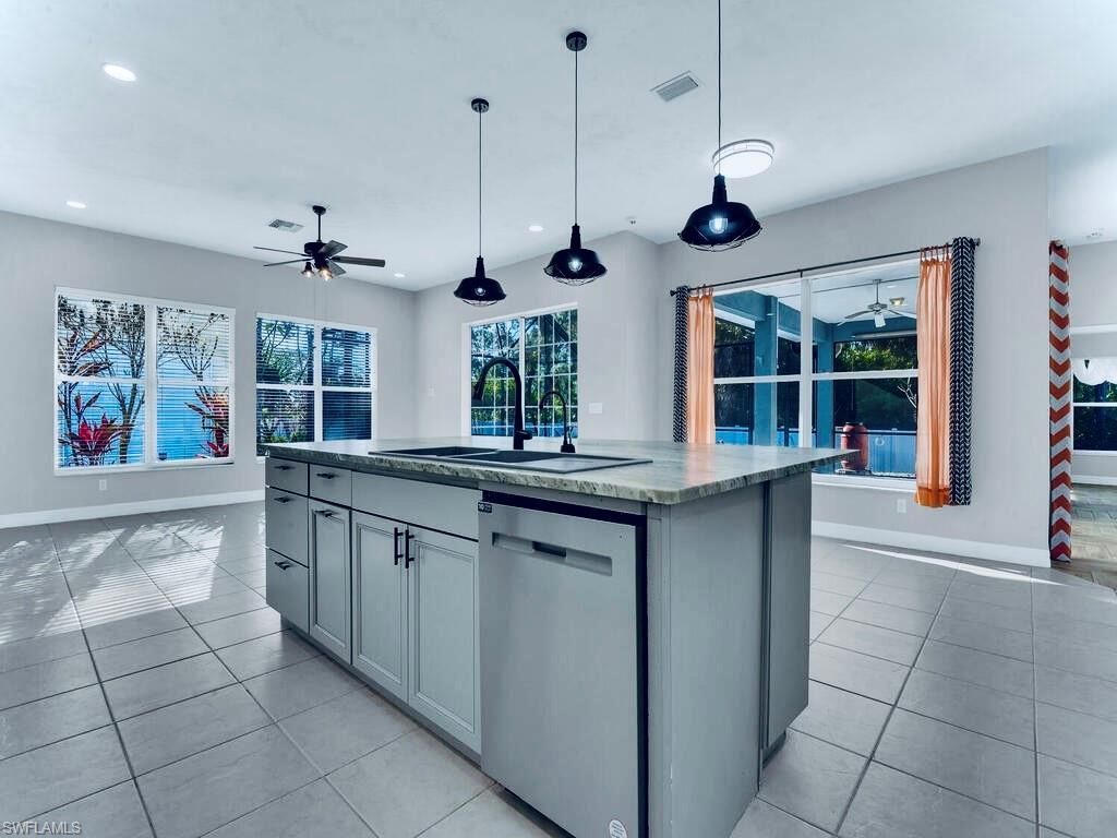 816 Columbus Ave , Lehigh Acres, FL 33972 Photo