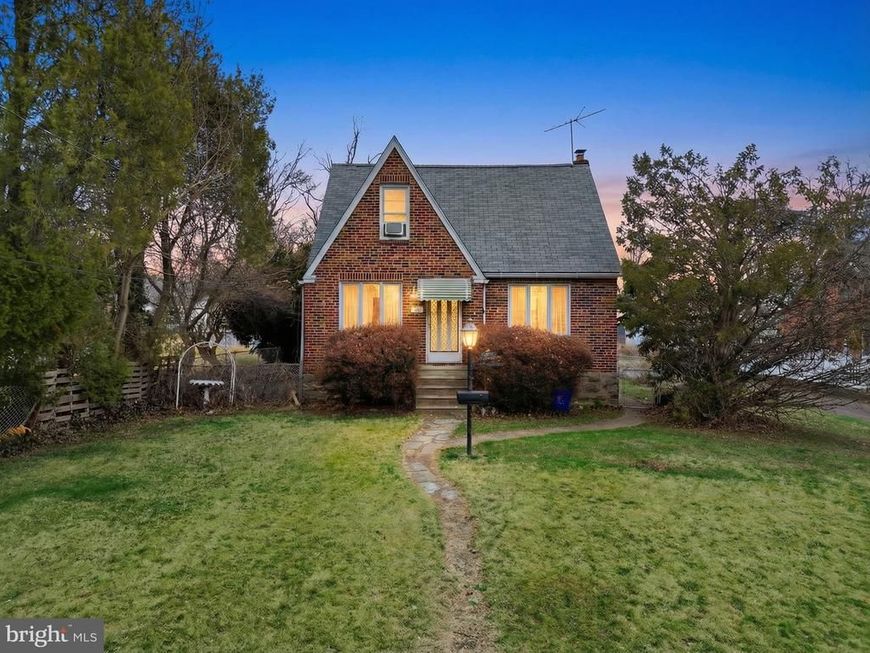 4345 Aubrey Avenue, Philadelphia, PA 19114 Main Photo