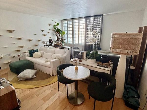 1000 West Ave , Unit 1122, Miami Beach, FL 33139