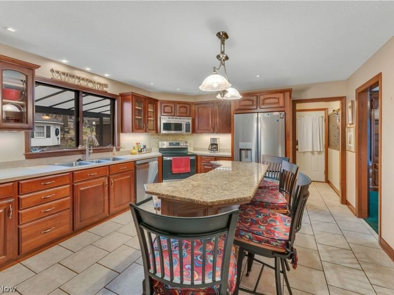 190 Chapel Lane , Canfield, OH 44406 Photo 7