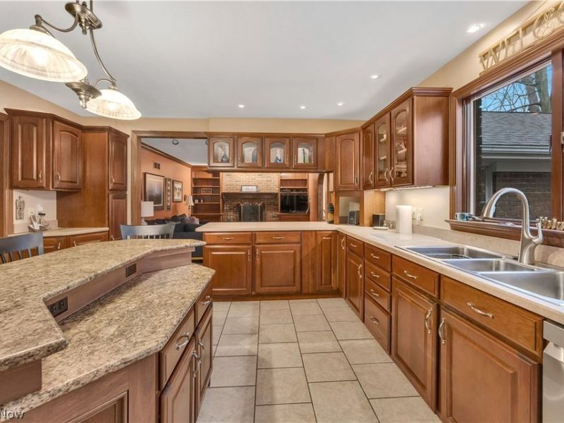 190 Chapel Lane , Canfield, OH 44406 Photo 9