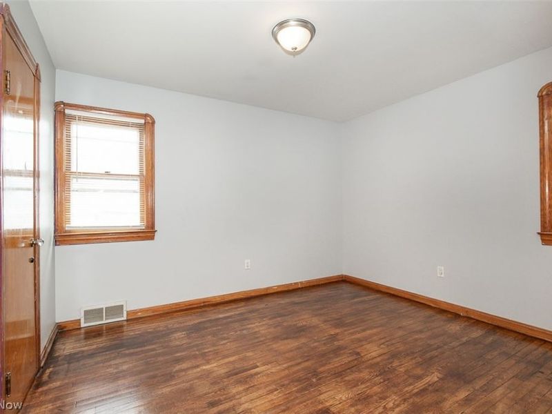 12010 Longmead Avenue, Cleveland, OH 44135 Photo 11