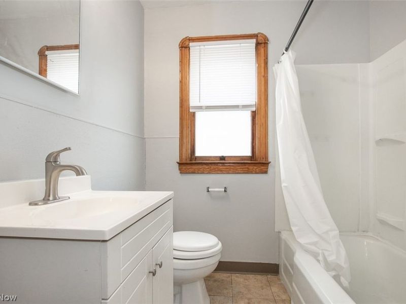 12010 Longmead Avenue, Cleveland, OH 44135 Photo 13