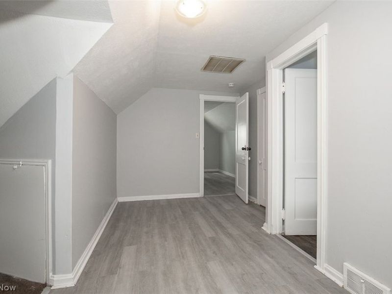 12010 Longmead Avenue, Cleveland, OH 44135 Photo 14