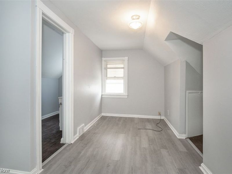 12010 Longmead Avenue, Cleveland, OH 44135 Photo 19