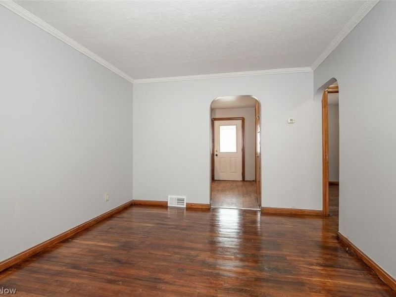 12010 Longmead Avenue, Cleveland, OH 44135 Photo 3