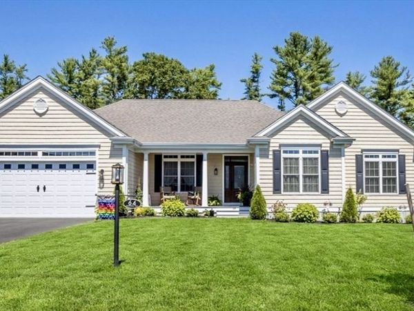 64 Magnolia Way, Bridgewater, MA 02324