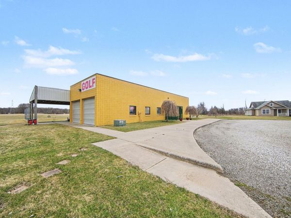 2735 S Zeeb Road, Ann Arbor, MI 48103