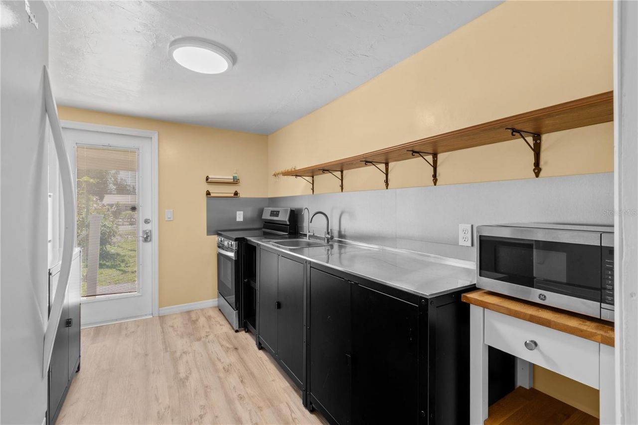 2303 45th Street E, Bradenton, FL 34208 Photo