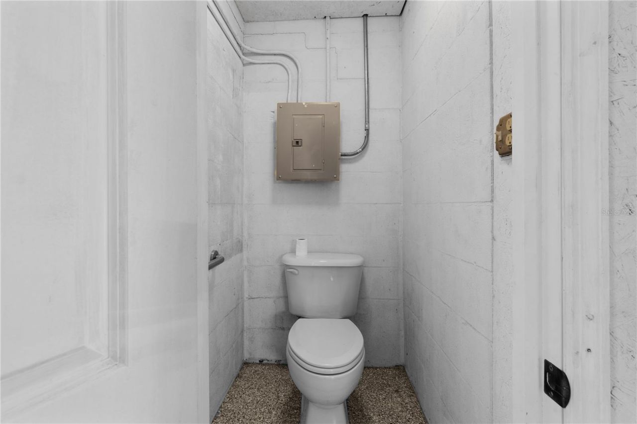 2303 45th Street E, Bradenton, FL 34208 Photo