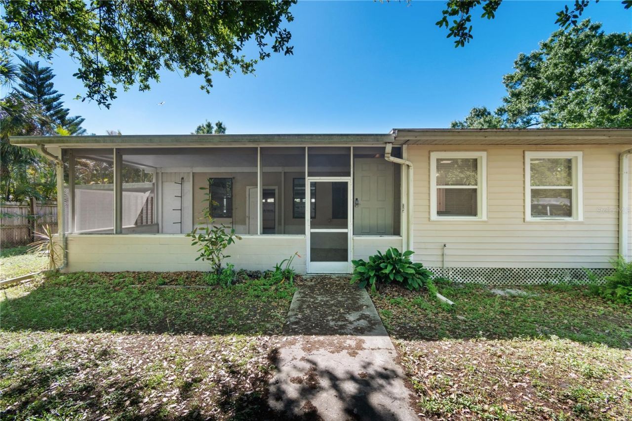 2303 45th Street E, Bradenton, FL 34208 Photo