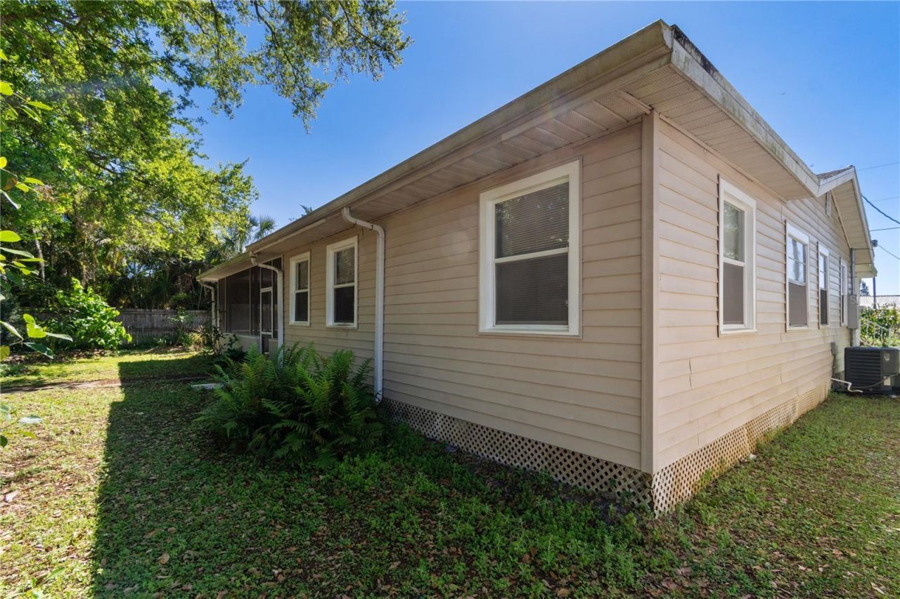 2303 45th Street E, Bradenton, FL 34208 Photo